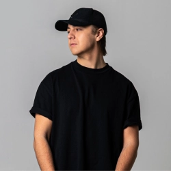 Исполнитель: A7S