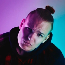 Исполнитель: ALan