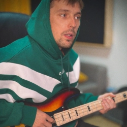 Исполнитель: Anton Kramar