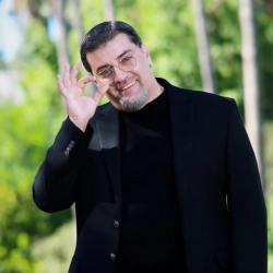 Арсен Петросов