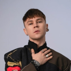 Исполнитель: Артем Пивоваров