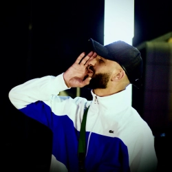 Исполнитель: Артур