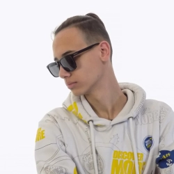 Исполнитель: Azimov