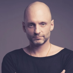 Исполнитель: DJ Vini