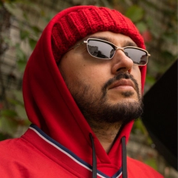 Исполнитель: Довгий Пес