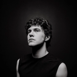 Исполнитель: ENLEO