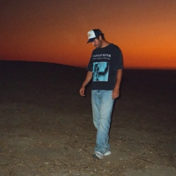 Исполнитель: Hayden James