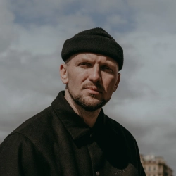 Исполнитель: KREC