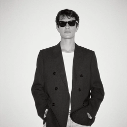 Исполнитель: Kungs