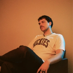 Исполнитель: Lucky Luke