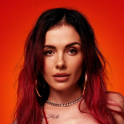 Исполнитель: MamaRika