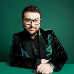 Март Бабаян