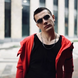 Исполнитель: NЮ