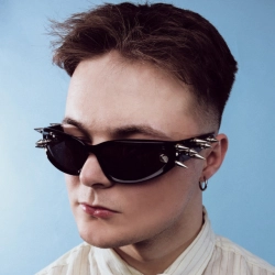 Исполнитель: OSTY