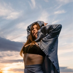 Исполнитель: Схожа