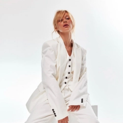 Исполнитель: TAYANNA