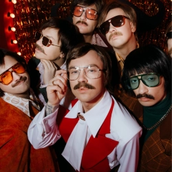 Исполнитель: The Вуса