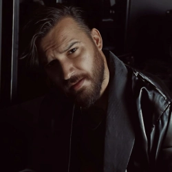 Исполнитель: Umur Anil Gokdag