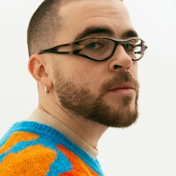 Исполнитель: Wellboy