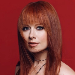 Юлия Савичева