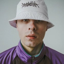 Исполнитель: Zombo