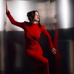 Catherine Pleskach - Зв'язок